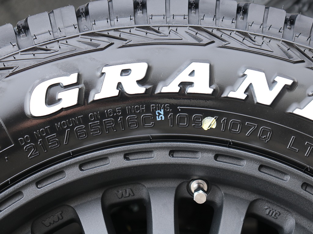 仙台店公式ｌｉｎｅアカウントができました！ＩＤ　＠３２０ｙｔｙａｔ　で検索し追加ご登録お待ちしております♪