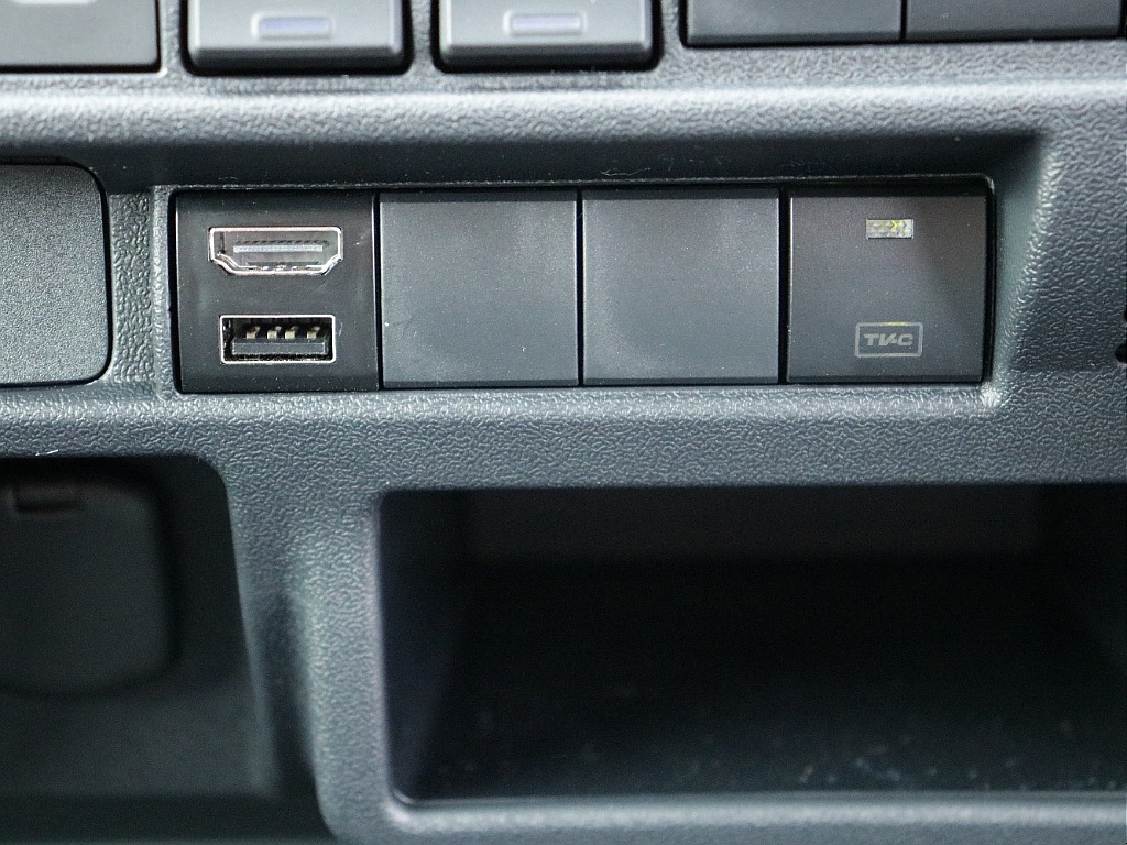 HDMI＆USBポート♪