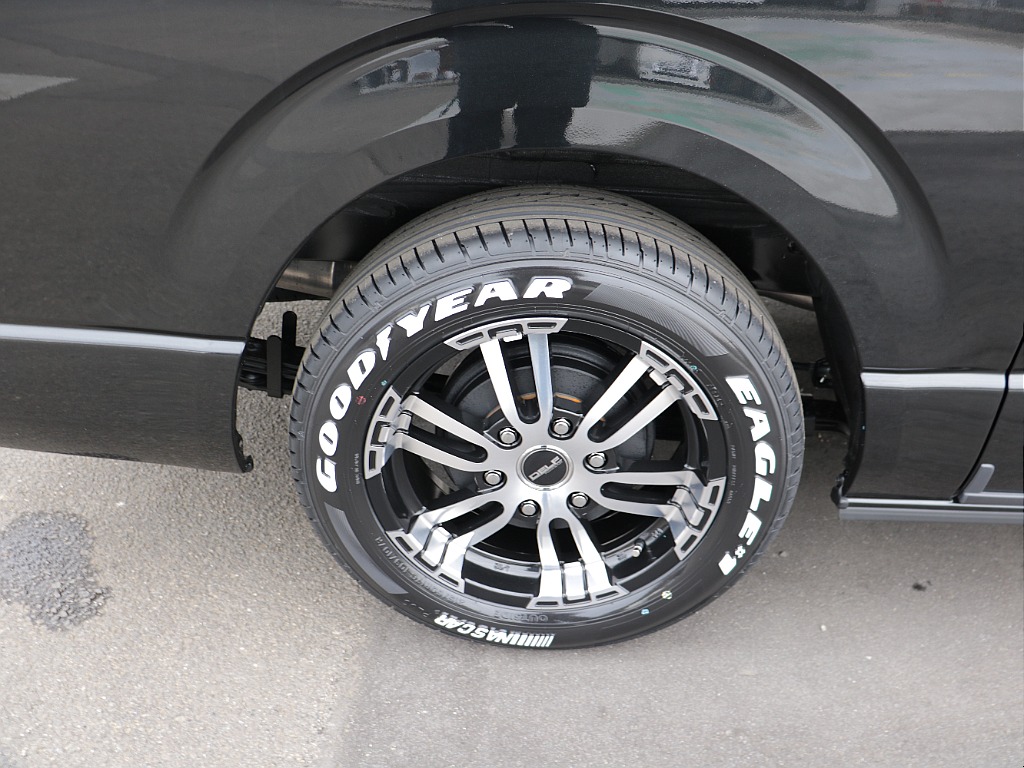 トヨタ ハイエースバン(37枚目)