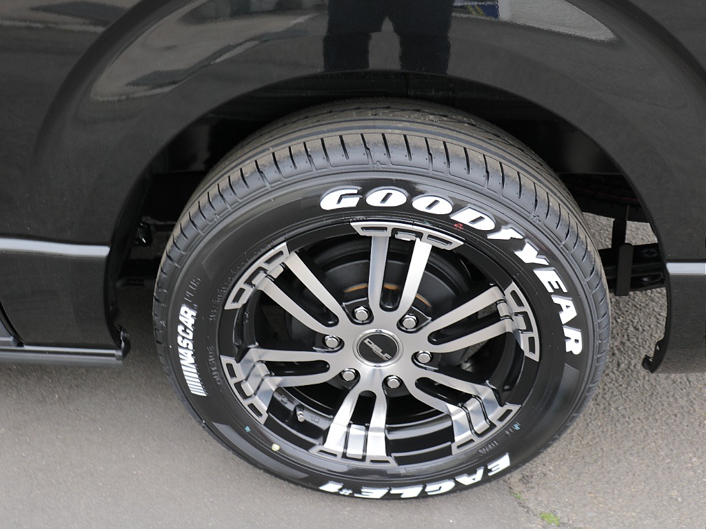 トヨタ ハイエースバン(45枚目)