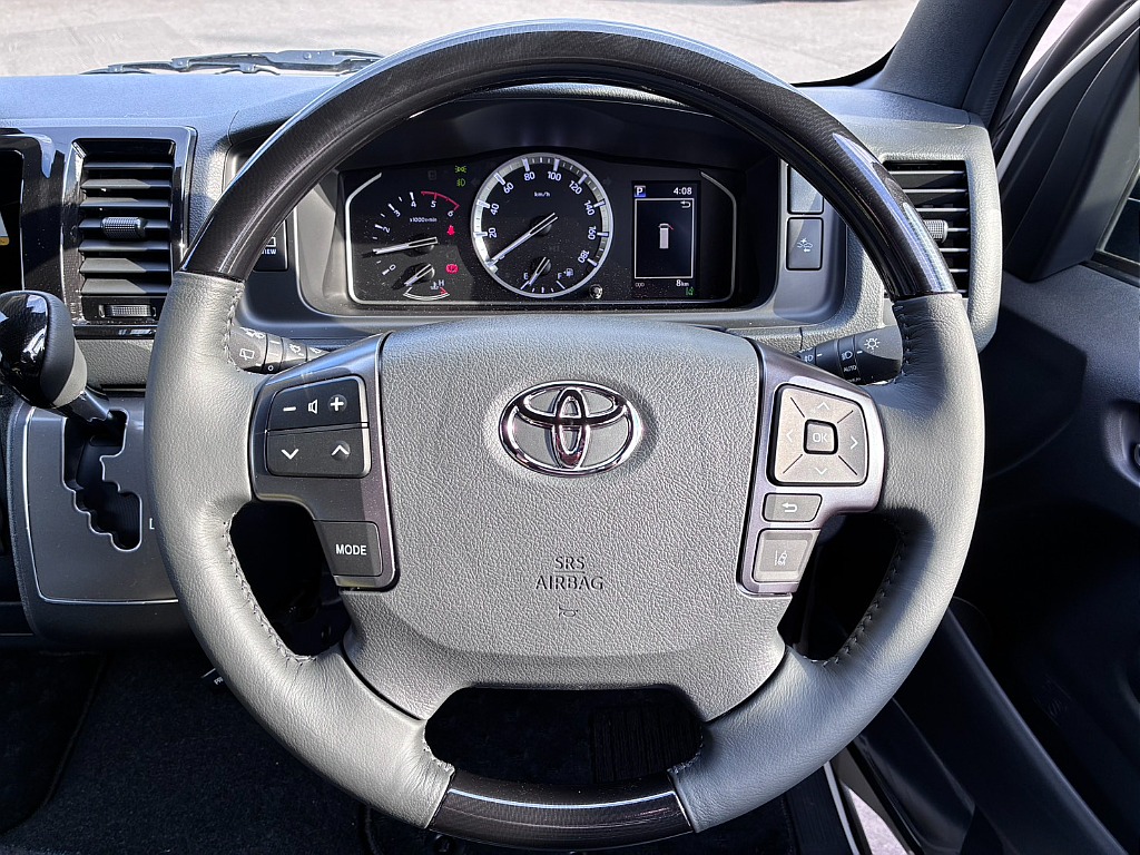 ダークプライムS専用ステアリング！