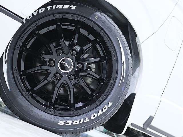 FLEXオリジナルDelf06　18インチアルミホイール付き！