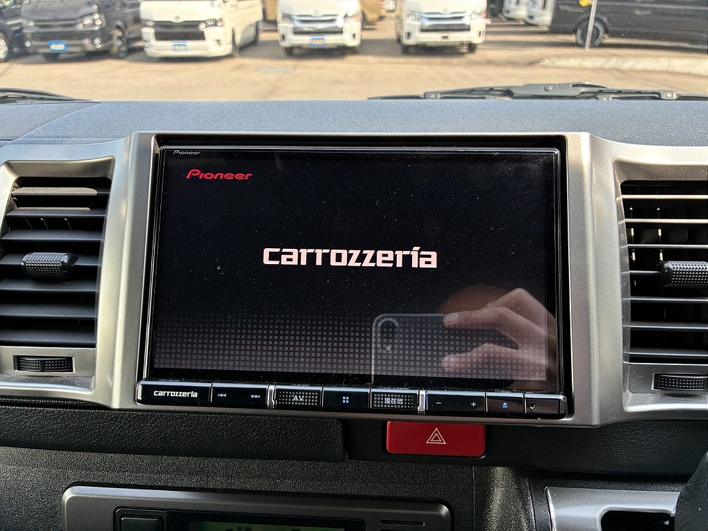 8インチナビゲーション付き！