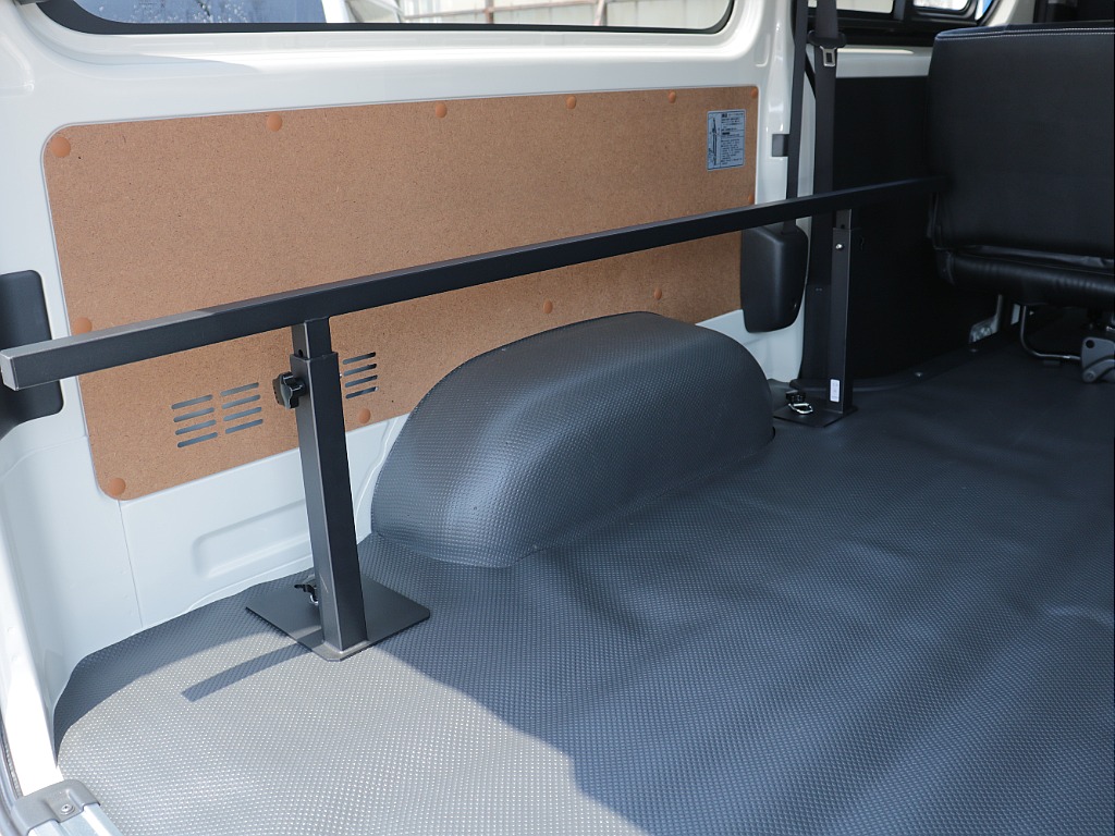 トヨタ ハイエースバン(56枚目)
