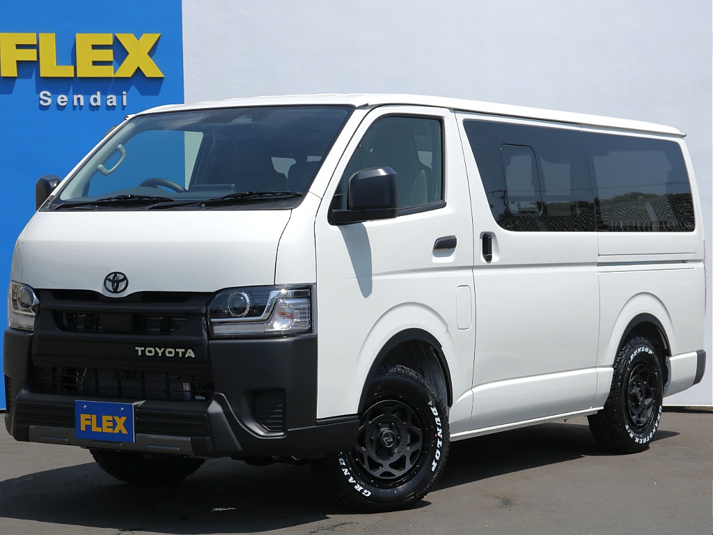 ★新車・9型 ハイエースバン 2.8 DX ディーゼル4WD ★