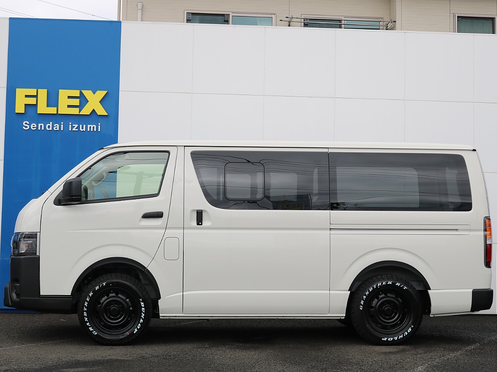 商用車感の出やすいDXをお洒落に仕上げました♪