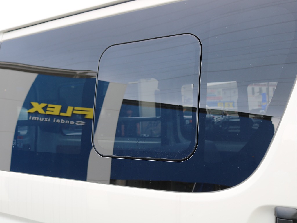 ＦＬＥＸグループは「すべての人に愛車を」をコンセプトに車種別に全国展開中！愛車と一緒に、ライフスタイルを充実させてもらいたいという思いで、ランクル仙台泉店では皆様のご要望になんでもお応えします♪
