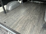 フローリング施工済み！