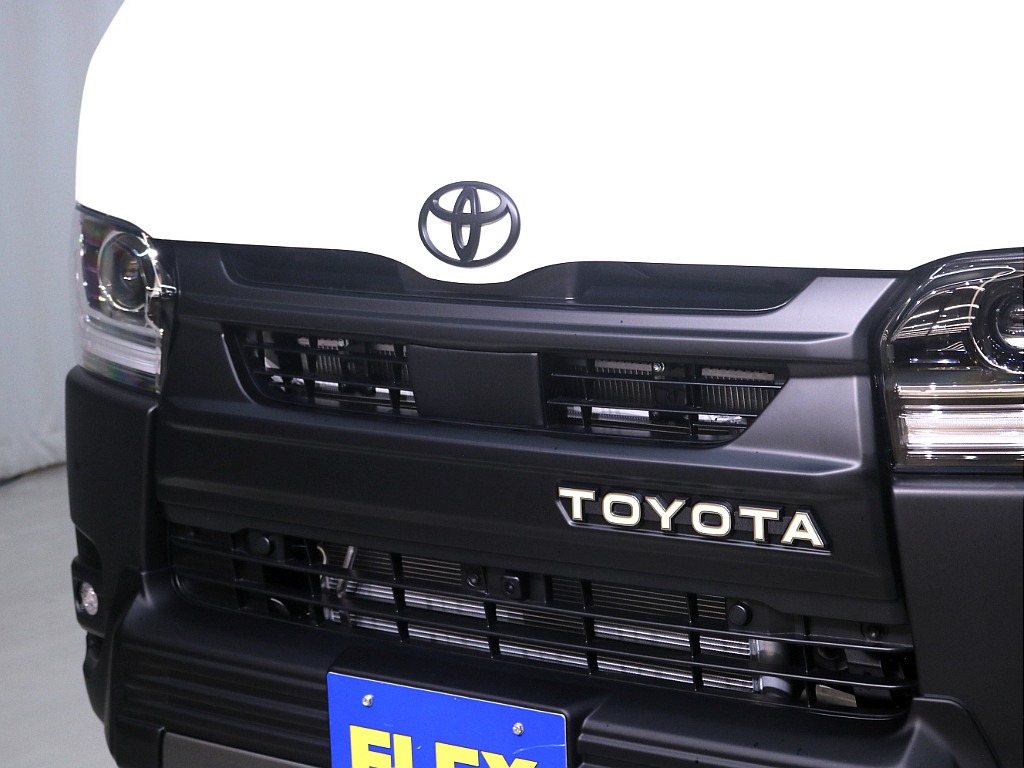 FLEX　Reグリル　可愛いTOYOTAのロゴが大人気☆