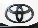 トヨタのエンブレム装着済みです♪♪