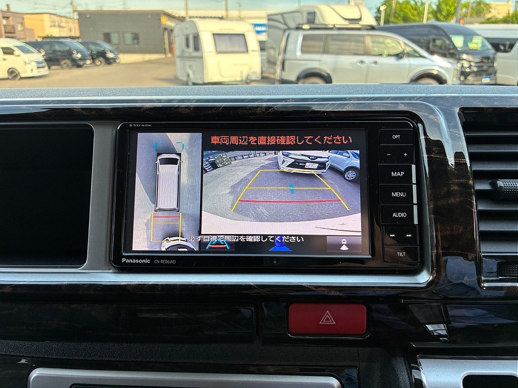 Panasonic製ストラーダナビゲーション付き！