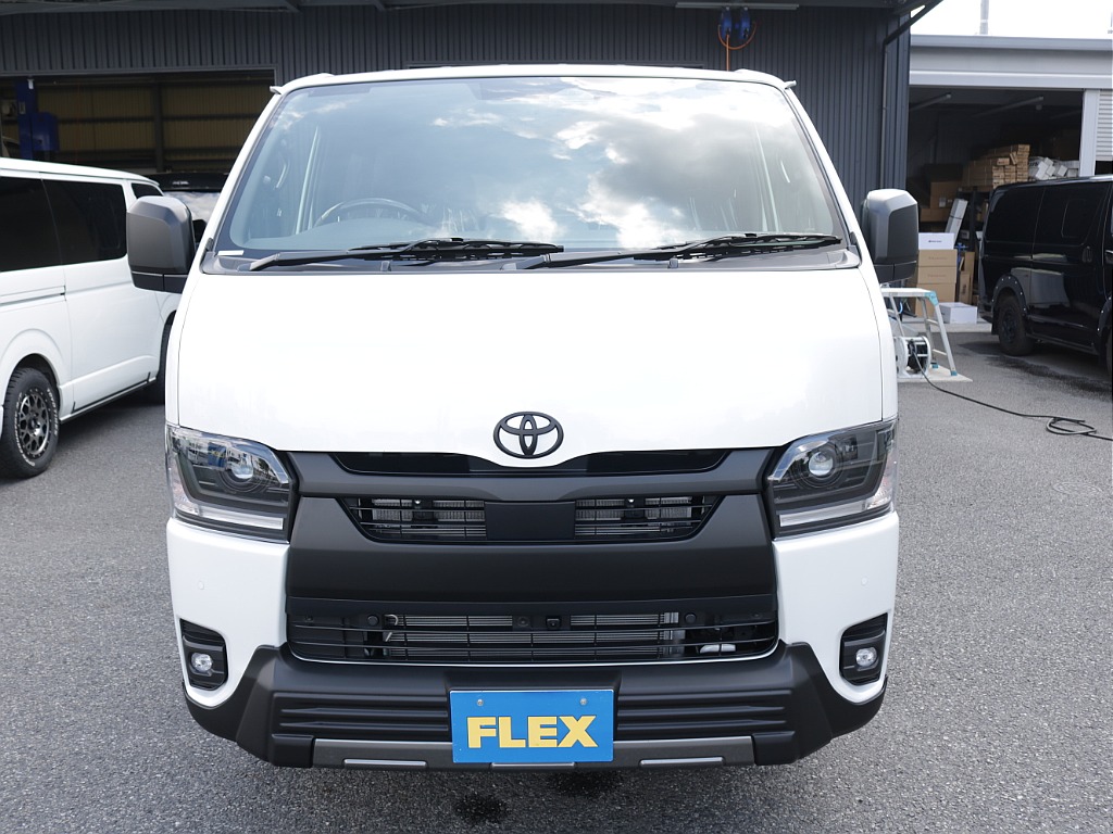 引き締まったフロントマスクになります！！