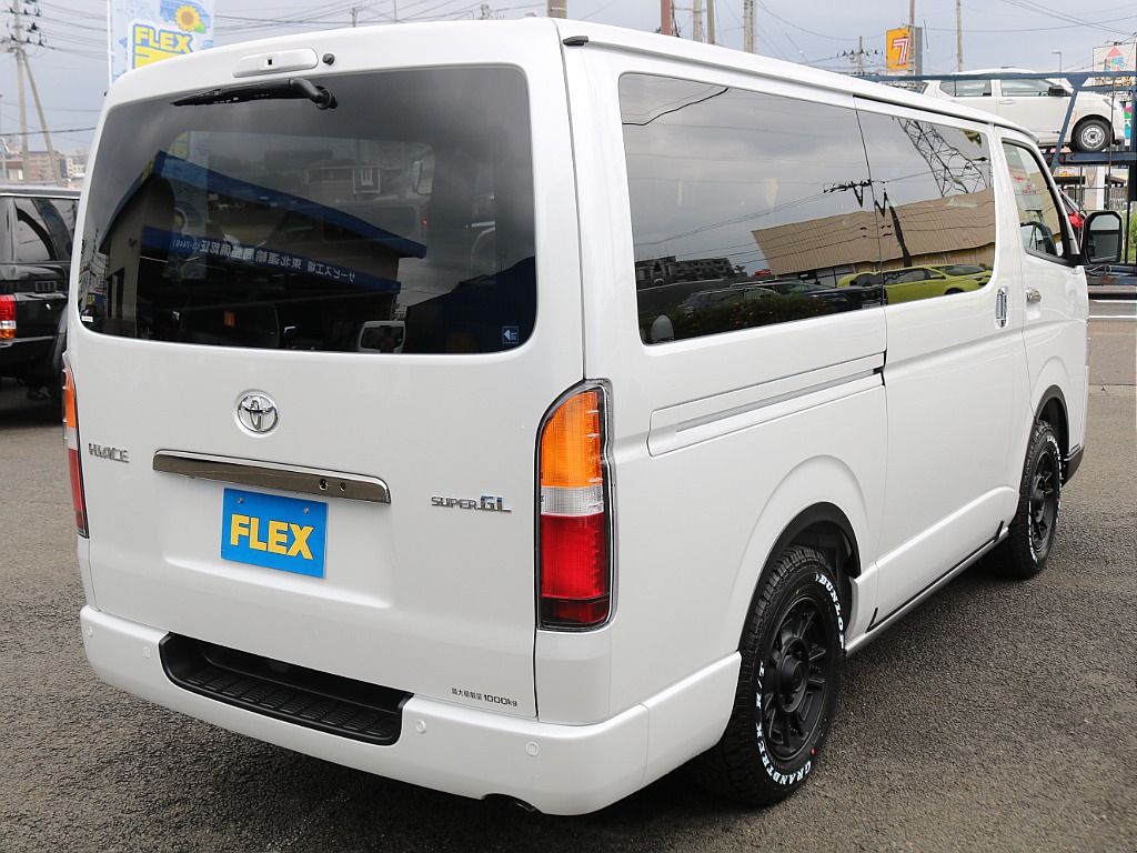ＦＬＥＸグループは「すべての人に愛車を」をコンセプトに車種別に全国展開中！愛車と一緒に、ライフスタイルを充実させてもらいたいという思いで、ランクル仙台泉店では皆様のご要望になんでもお応えします♪