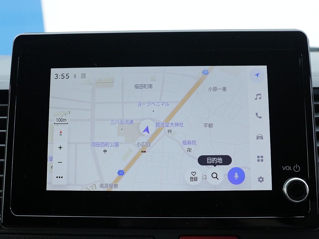 8インチディスプレイオーディオ装着済み！！お持ちのスマートフォンとの連携も可能になっております♪