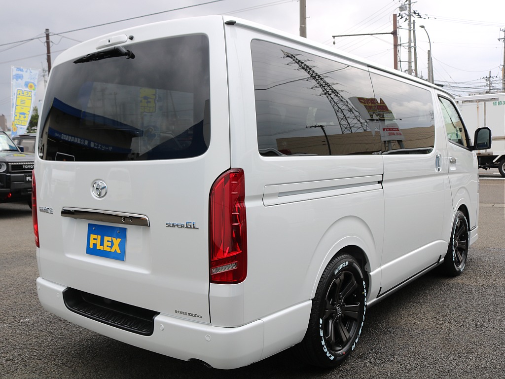 ＦＬＥＸグループは「すべての人に愛車を」をコンセプトに車種別に全国展開中！愛車と一緒に、ライフスタイルを充実させてもらいたいという思いで、ランクル仙台泉店では皆様のご要望になんでもお応えします♪