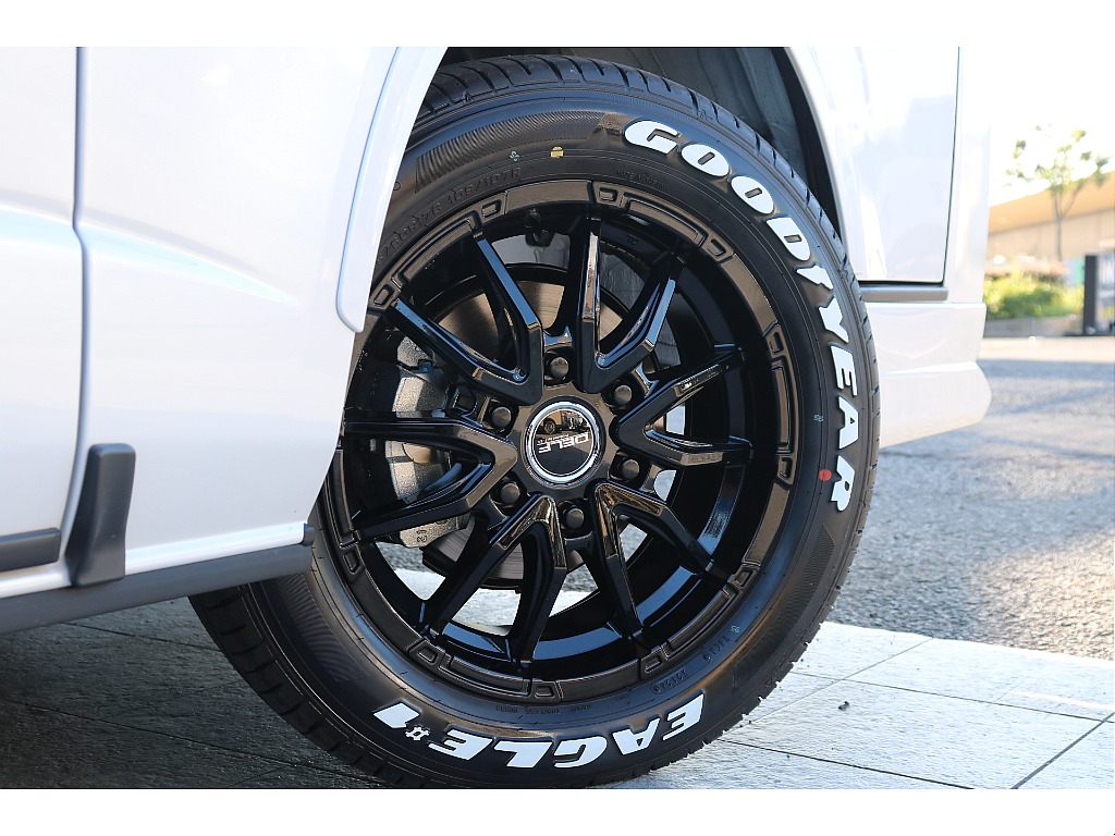 FLEX DELF06 17インチアルミ、グッドイヤーナスカータイヤ！