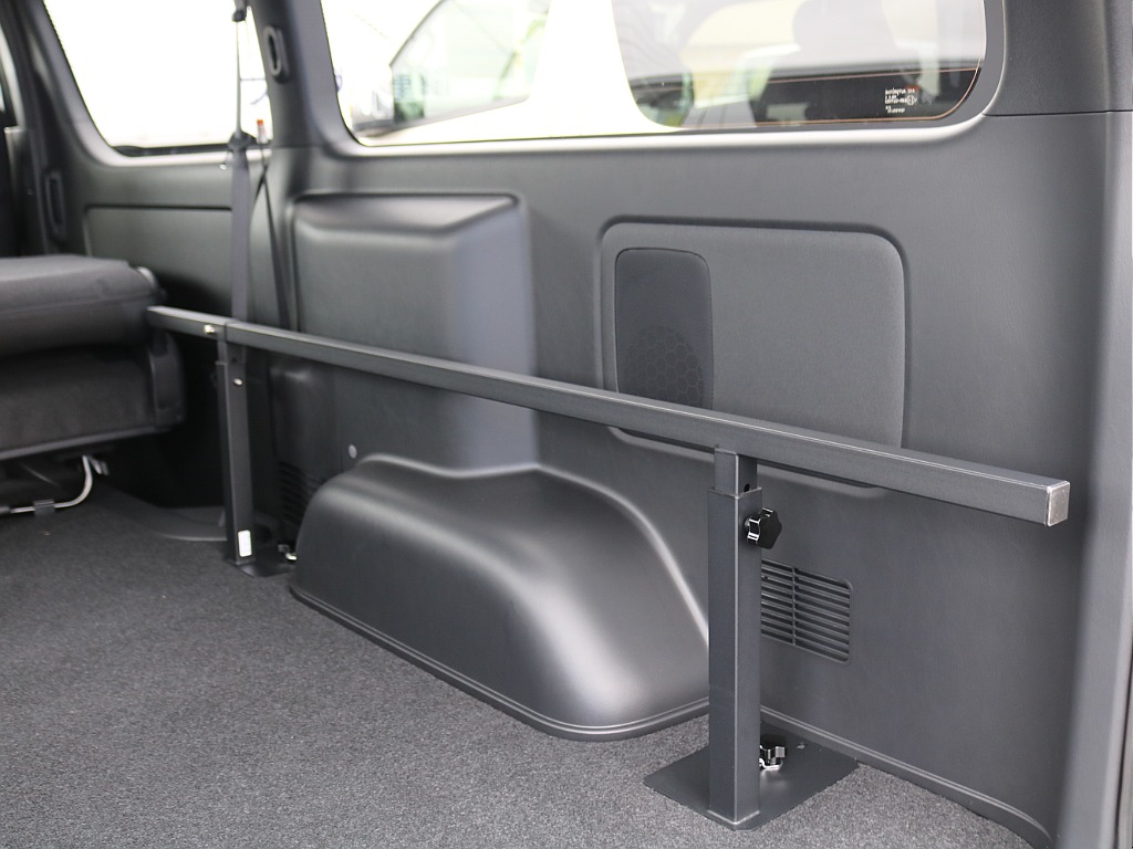 ＦＬＥＸグループは「すべての人に愛車を」をコンセプトに車種別に全国展開中！愛車と一緒に、ライフスタイルを充実させてもらいたいという思いで、ランクル仙台泉店では皆様のご要望になんでもお応えします♪