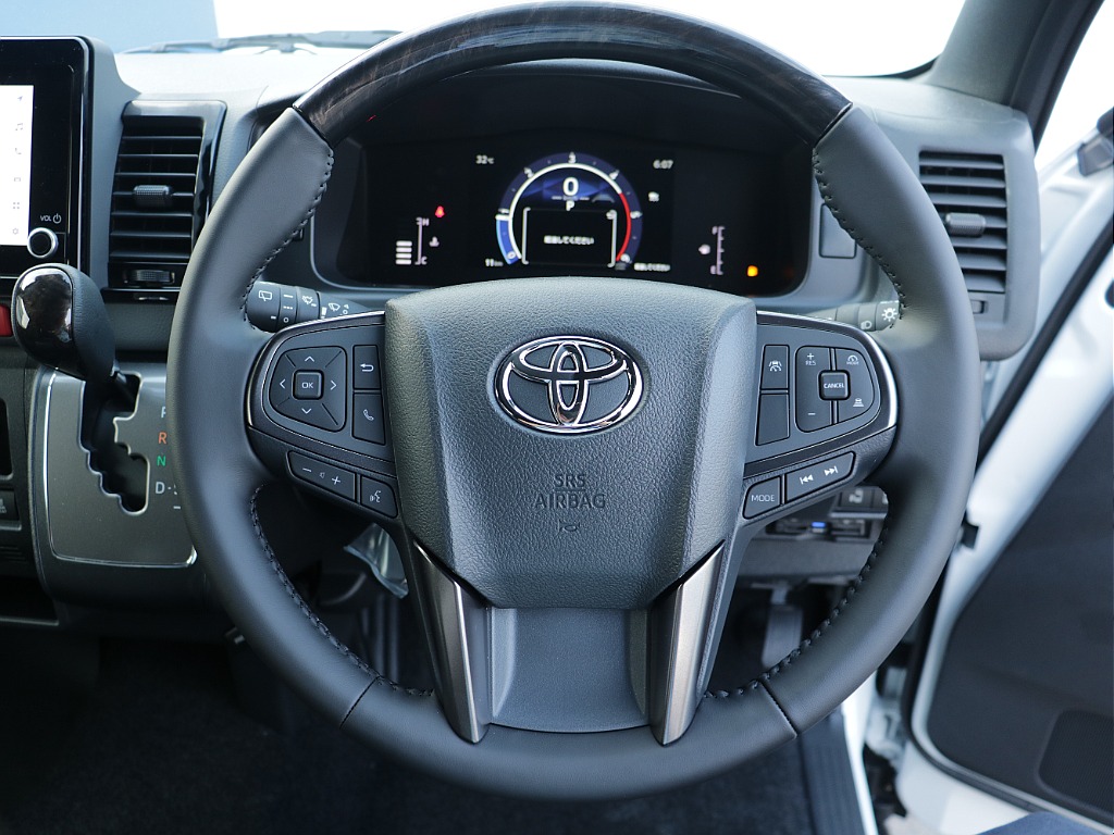 クルーズコントロール装備しています！長距離の運転の際に役立ちます！