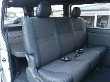 セカンドシートもダークプライムⅡ専用の内装で雰囲気がありカッコ良い！