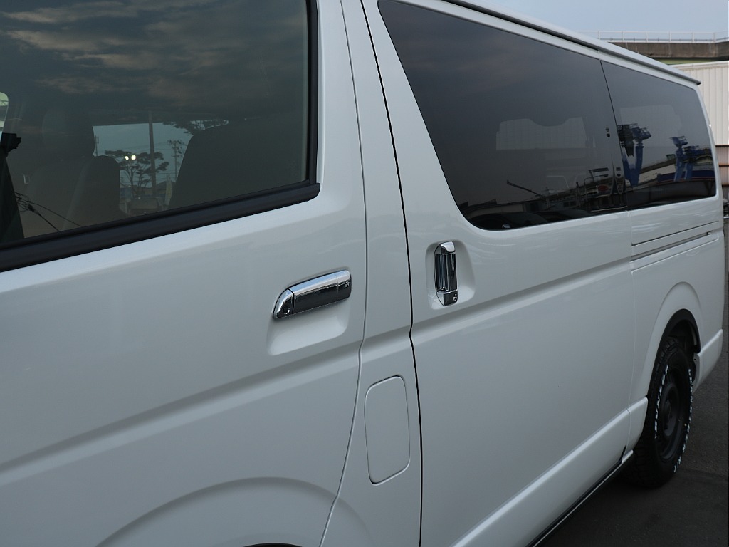 トヨタ ハイエースバン(35枚目)