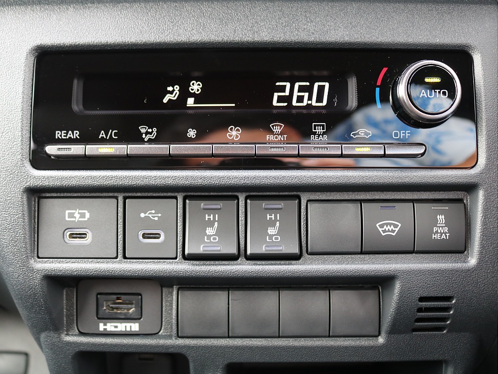 トヨタ ハイエースバン(36枚目)