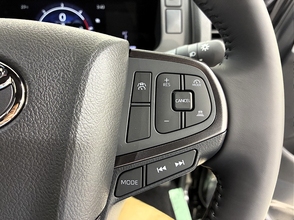 トヨタ&nbsp;ハイエースバン&nbsp;5D2.8DTスーパーGLダークプライムⅡL 4WD&nbsp;パーキングサポート 7/31着&nbsp;北海道の詳細画像&nbsp;その11