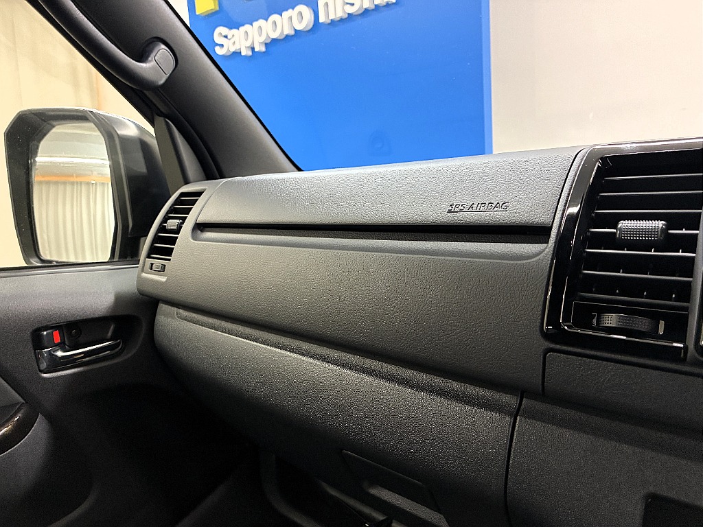 トヨタ&nbsp;ハイエースバン&nbsp;5D2.8DTスーパーGLダークプライムⅡL 4WD&nbsp;パーキングサポート 7/31着&nbsp;北海道の詳細画像&nbsp;その14