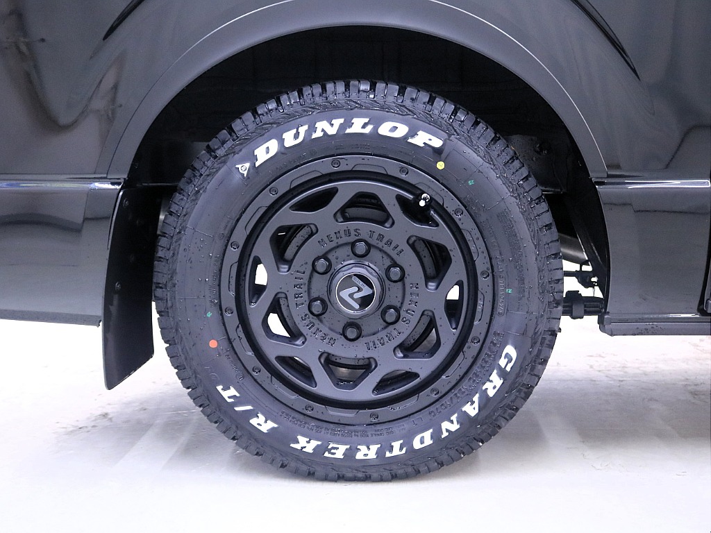 NT-1 16インチアルミ グラントレックタイヤ