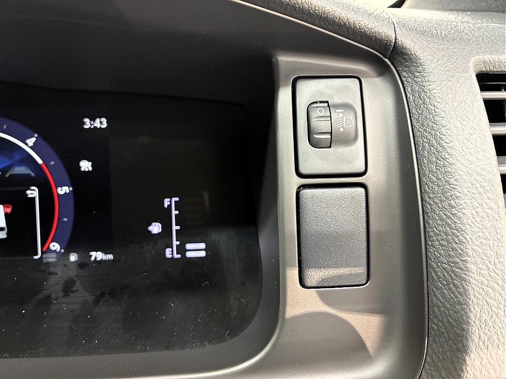 トヨタ&nbsp;ハイエースバン&nbsp;5D2.8DTスーパーGLダークプライムⅡL 4WD&nbsp;パーキングサポート 7/31着&nbsp;北海道の詳細画像&nbsp;その9