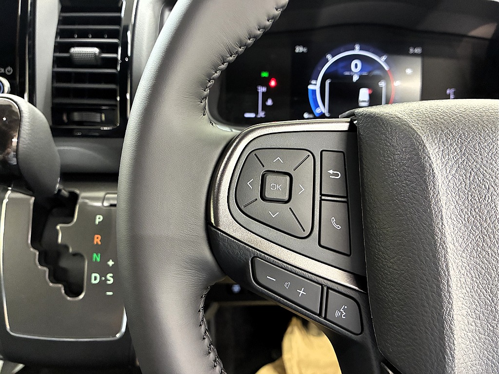 トヨタ&nbsp;ハイエースバン&nbsp;5D2.8DTスーパーGLダークプライムⅡL 4WD&nbsp;パーキングサポート 7/31着&nbsp;北海道の詳細画像&nbsp;その10