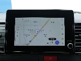 8インチディスプレイオーディオPlus装着！簡単に音楽等流すこと出来ます♪