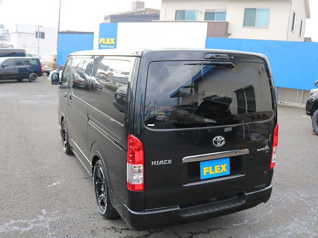ＦＬＥＸグループは「すべての人に愛車を」をコンセプトに車種別に全国展開中！愛車と一緒に、ライフスタイルを充実させてもらいたいという思いで、ランクル仙台泉店では皆様のご要望になんでもお応えします♪