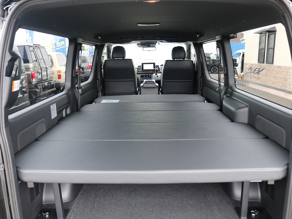 ＦＬＥＸグループは「すべての人に愛車を」をコンセプトに車種別に全国展開中！愛車と一緒に、ライフスタイルを充実させてもらいたいという思いで、ランクル仙台泉店では皆様のご要望になんでもお応えします♪