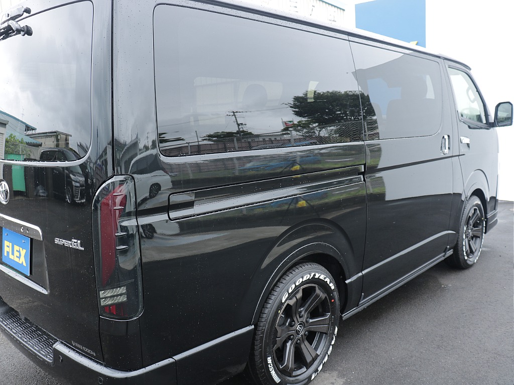 トヨタ ハイエースバン(35枚目)