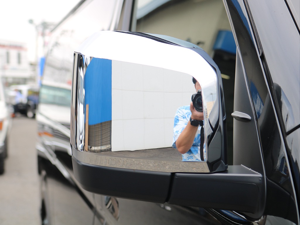ＦＬＥＸグループは「すべての人に愛車を」をコンセプトに車種別に全国展開中！愛車と一緒に、ライフスタイルを充実させてもらいたいという思いで、ランクル仙台泉店では皆様のご要望になんでもお応えします♪