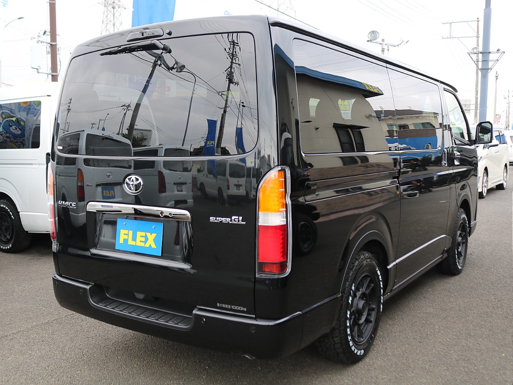 ＦＬＥＸグループは「すべての人に愛車を」をコンセプトに車種別に全国展開中！愛車と一緒に、ライフスタイルを充実させてもらいたいという思いで、ランクル仙台泉店では皆様のご要望になんでもお応えします♪