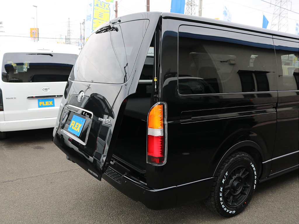 ＦＬＥＸグループは「すべての人に愛車を」をコンセプトに車種別に全国展開中！愛車と一緒に、ライフスタイルを充実させてもらいたいという思いで、ランクル仙台泉店では皆様のご要望になんでもお応えします♪