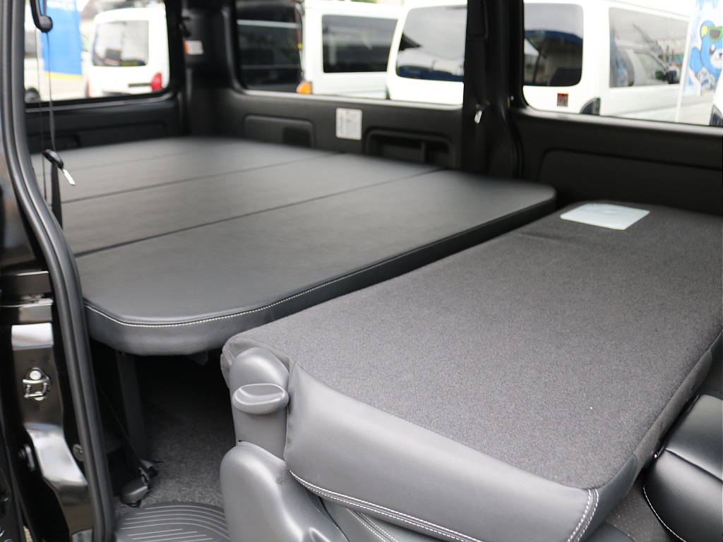 ＦＬＥＸグループは「すべての人に愛車を」をコンセプトに車種別に全国展開中！愛車と一緒に、ライフスタイルを充実させてもらいたいという思いで、ランクル仙台泉店では皆様のご要望になんでもお応えします♪