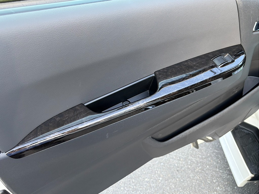 特別仕様車専用インテリアパネル！