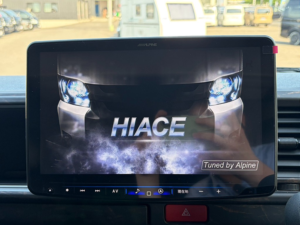 ALPINE　BIG-Xをインストール済み！