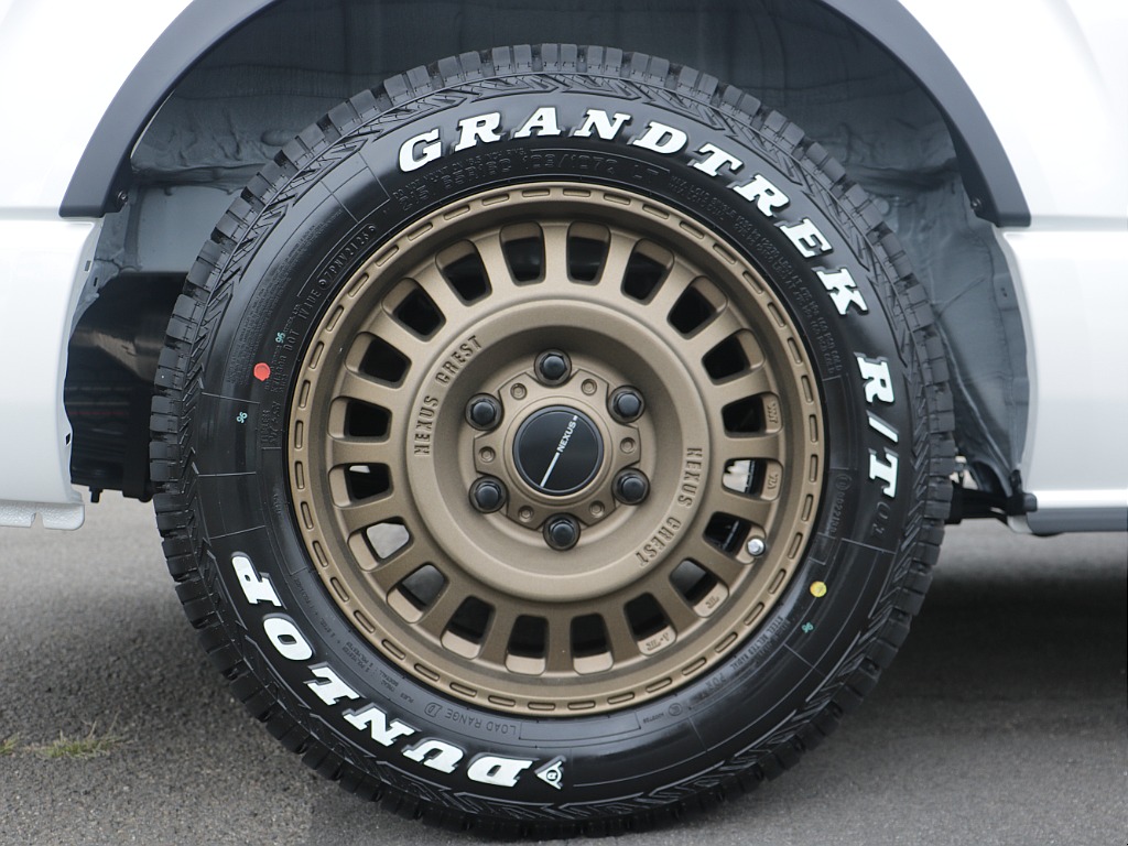 NC－1のホイールにグラントレックタイヤを装着！