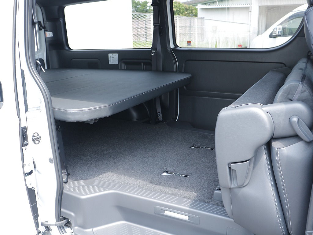 トヨタ ハイエースバン(51枚目)