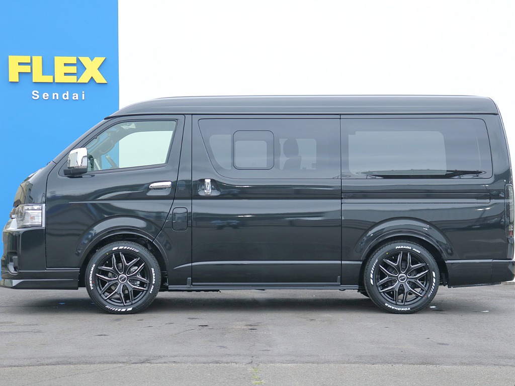 両側小窓付き！！車中泊やドライブの際換気などに大変役立ちます！！