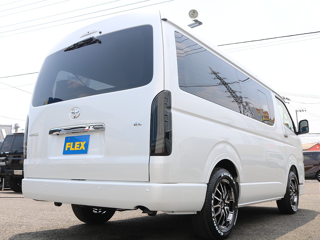ＦＬＥＸグループは「すべての人に愛車を」をコンセプトに車種別に全国展開中！愛車と一緒に、ライフスタイルを充実させてもらいたいという思いで、ランクル仙台泉店では皆様のご要望になんでもお応えします♪