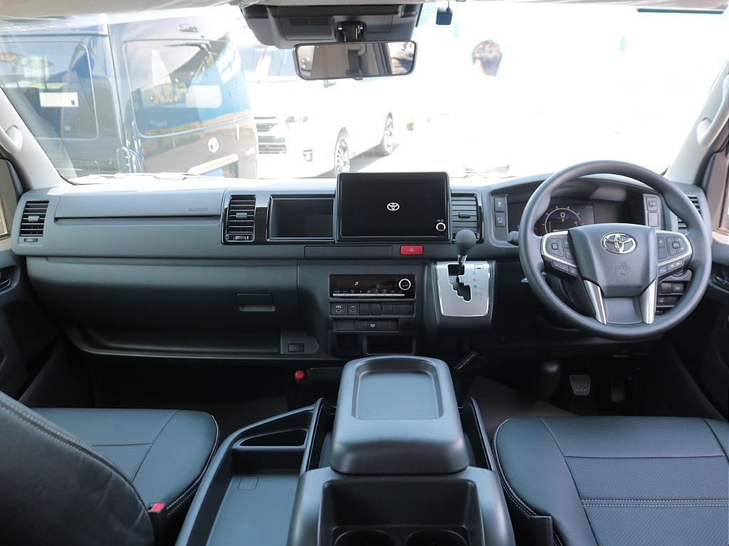 ＦＬＥＸグループは「すべての人に愛車を」をコンセプトに車種別に全国展開中！愛車と一緒に、ライフスタイルを充実させてもらいたいという思いで、ランクル仙台泉店では皆様のご要望になんでもお応えします♪
