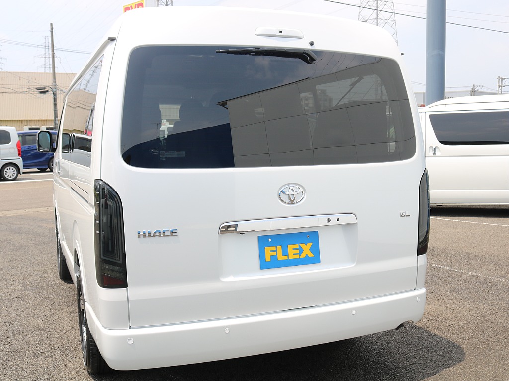 ＦＬＥＸグループは「すべての人に愛車を」をコンセプトに車種別に全国展開中！愛車と一緒に、ライフスタイルを充実させてもらいたいという思いで、ランクル仙台泉店では皆様のご要望になんでもお応えします♪