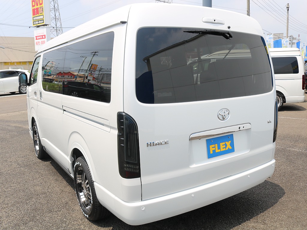 ＦＬＥＸグループは「すべての人に愛車を」をコンセプトに車種別に全国展開中！愛車と一緒に、ライフスタイルを充実させてもらいたいという思いで、ランクル仙台泉店では皆様のご要望になんでもお応えします♪