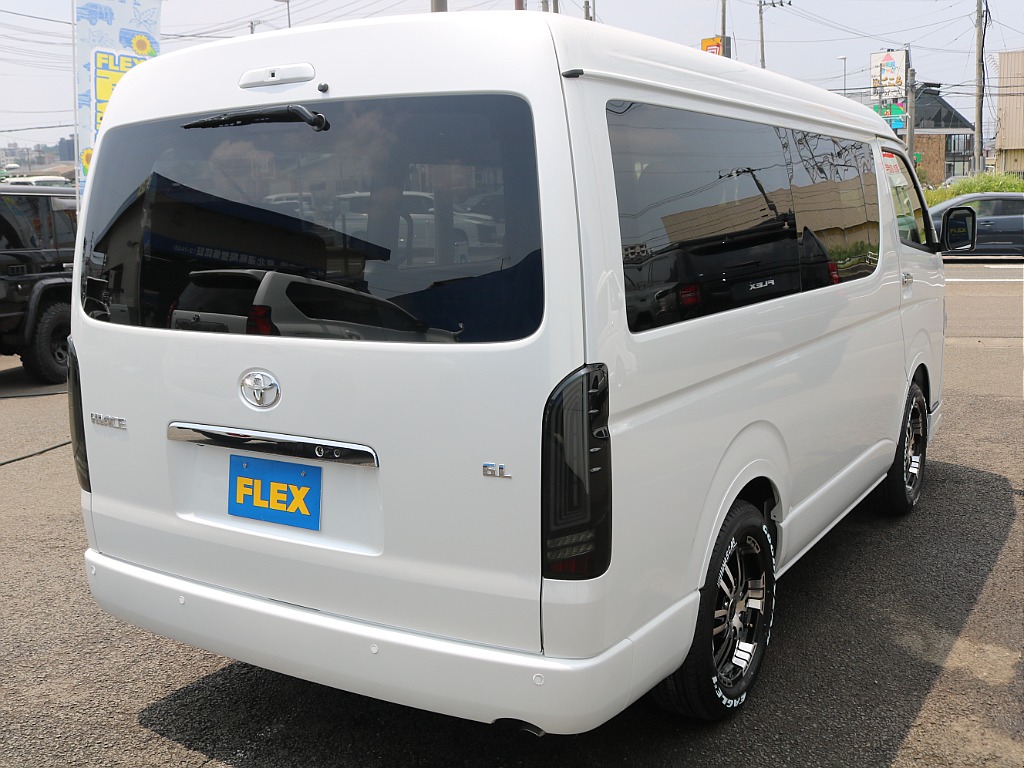 ＦＬＥＸグループは「すべての人に愛車を」をコンセプトに車種別に全国展開中！愛車と一緒に、ライフスタイルを充実させてもらいたいという思いで、ランクル仙台泉店では皆様のご要望になんでもお応えします♪