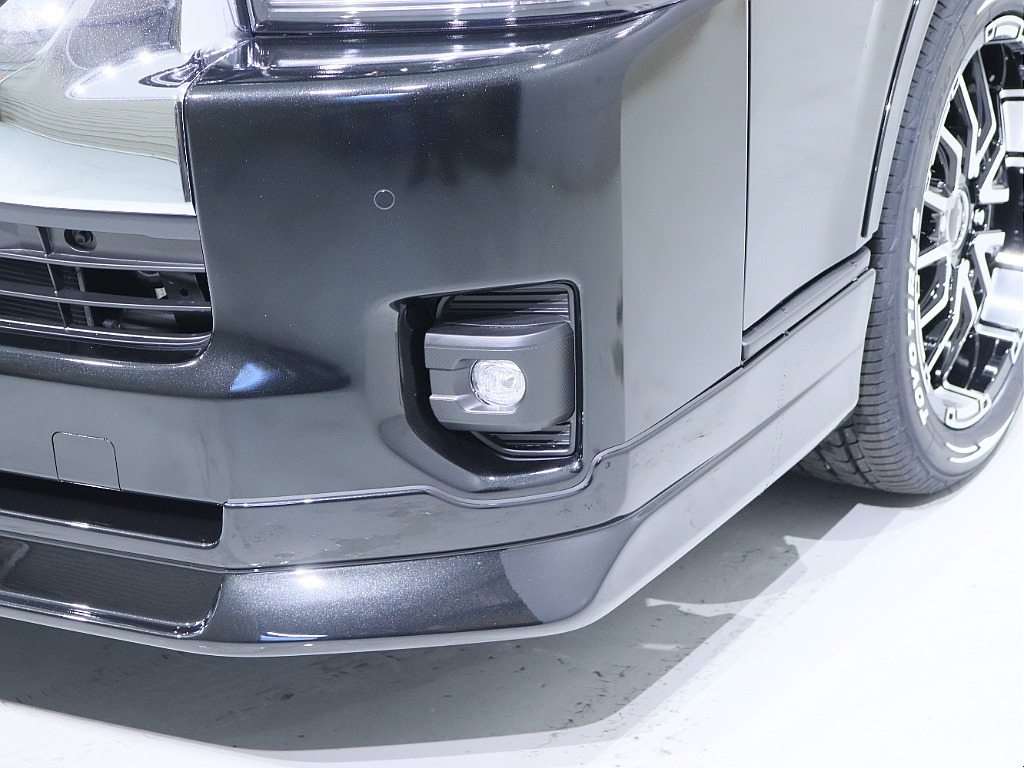 トヨタ&nbsp;ハイエース&nbsp;ワゴン2.7GLロング ミドルルーフ 4WD&nbsp;【Zerowagonベッド】【ローダウン】&nbsp;北海道の詳細画像&nbsp;その5