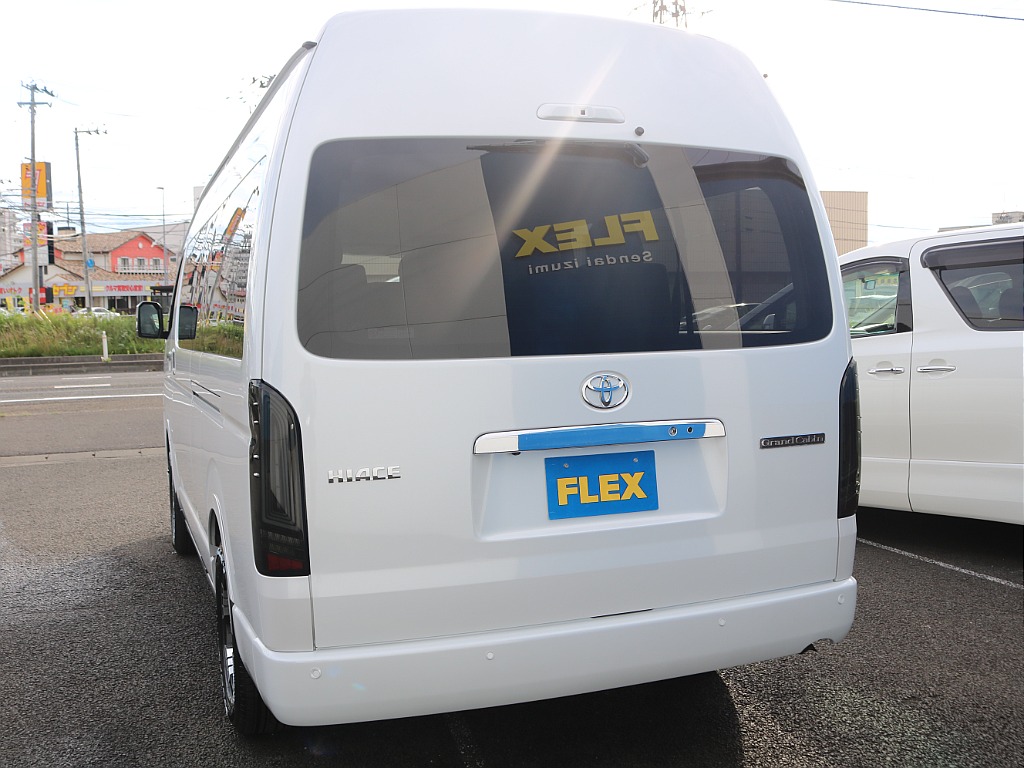 ＦＬＥＸグループは「すべての人に愛車を」をコンセプトに車種別に全国展開中！愛車と一緒に、ライフスタイルを充実させてもらいたいという思いで、ランクル仙台泉店では皆様のご要望になんでもお応えします♪